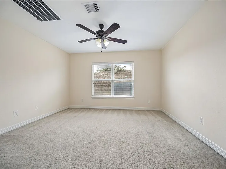 10108 Hidden Creek Falls Ln — Photo 13