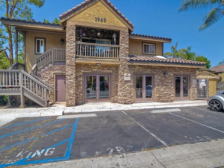 Playa Blanca Apartment Homes — Photo 1