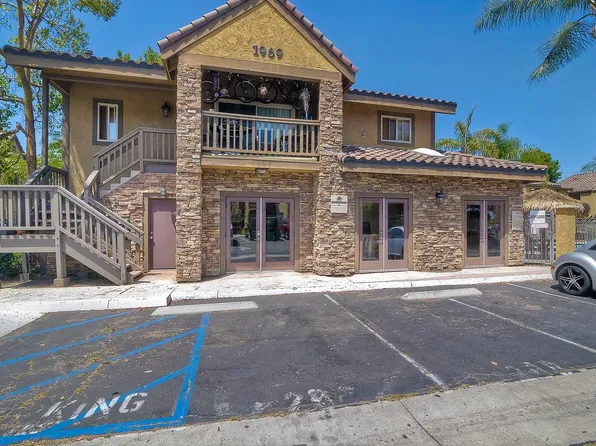 Playa Blanca Apartment Homes