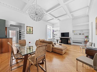 26 W 74th St APT 2B, New York, NY, 10023