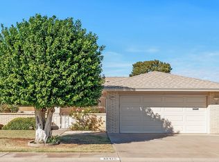 10415 W Tropicana Cir, Sun City, AZ 85351