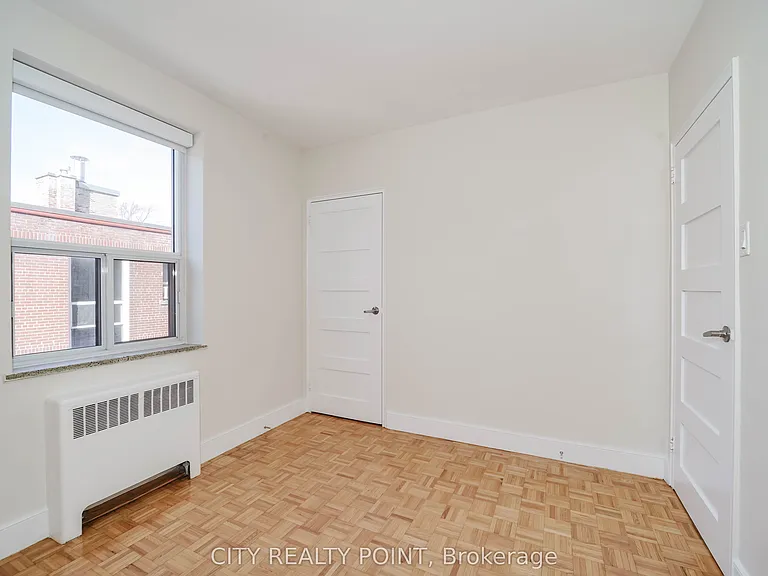 1291 Bayview Ave N #201 — Photo 13