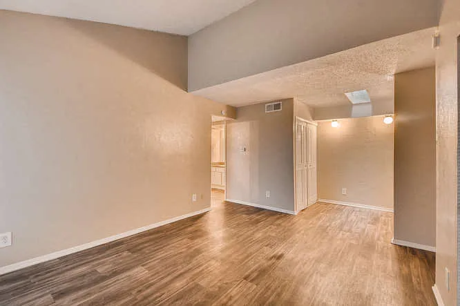 MARFA Apartments — Photo 18