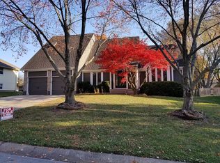 4179 SW Lafayette Pl, Lees Summit, MO 64082