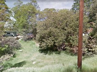 200 Glen Avon Dr, Cedar Glen, CA 92321
