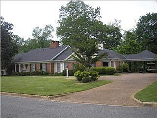 2nd image of 2802 Woodland Hills Dr