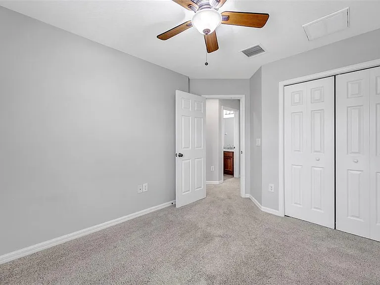6705 Holly Heath Dr — Photo 31