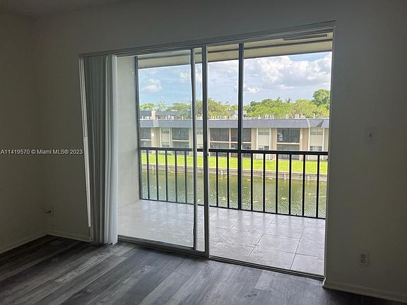 5th image of 7960 Colony Cir N APT 304