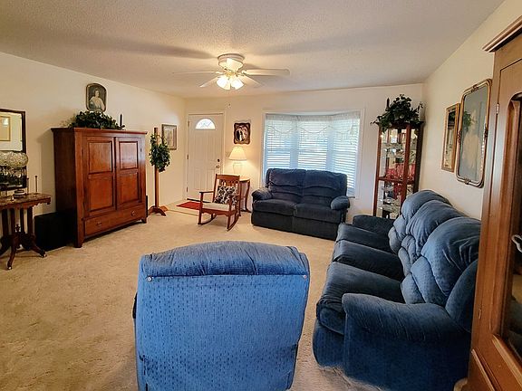 5th image of 1810 Teal Dr