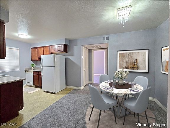 3rd image of 4400 Sandy River Dr Unit 4