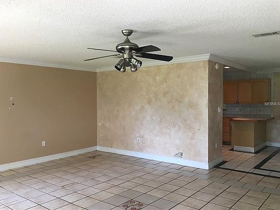 3rd image of 2960 Robins Nest Ct