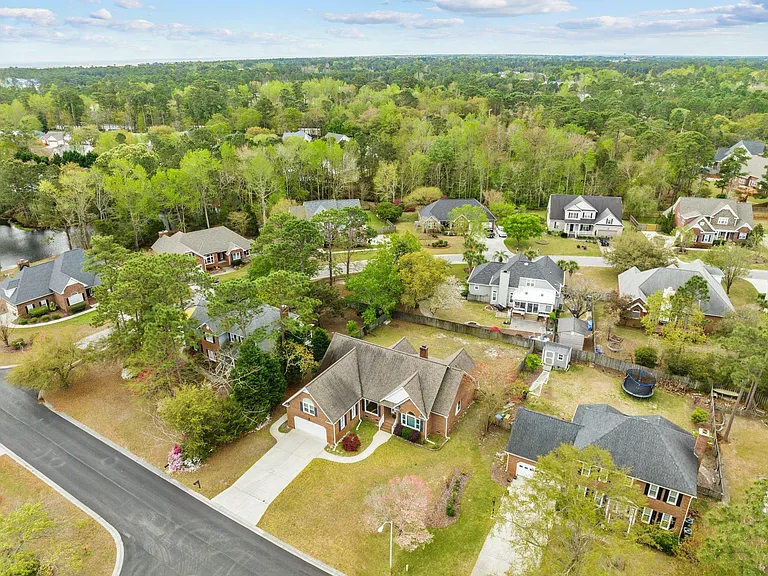 5044 Crosswinds Dr — Photo 41