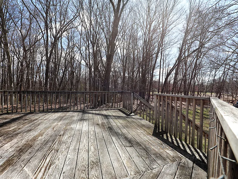 20 Van Orden Rd — Photo 3