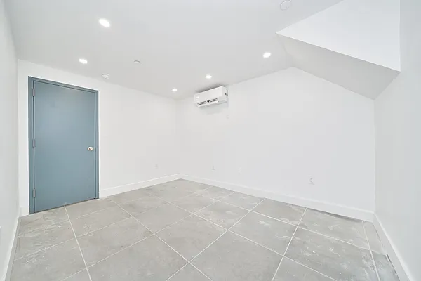 Rented by Keller Williams Realty Empire | media 10