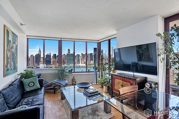 Sold by Halstead Real Estate | media 12