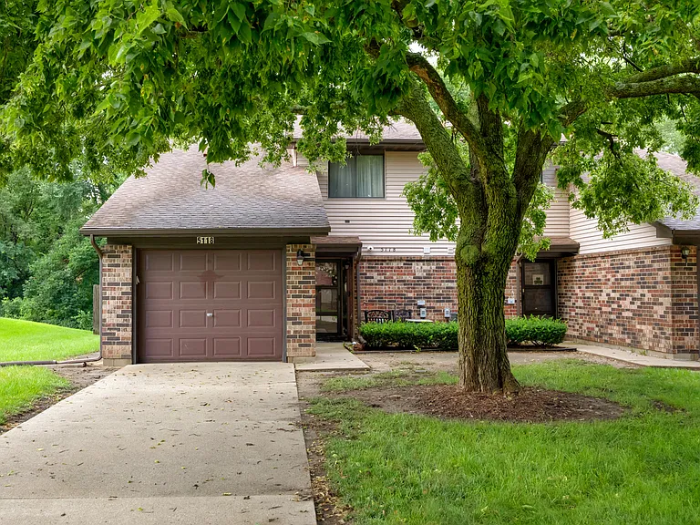 5118 Bel Aire Rd — Photo 1