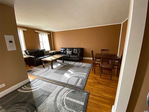 4th image of 10217 64th Ave #5F