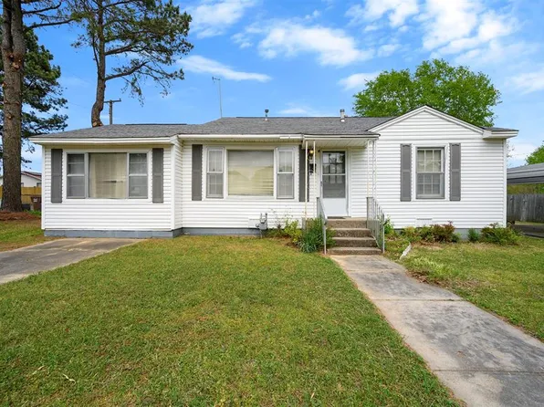 1301 SE Jackson St, Idabel, OK 74745