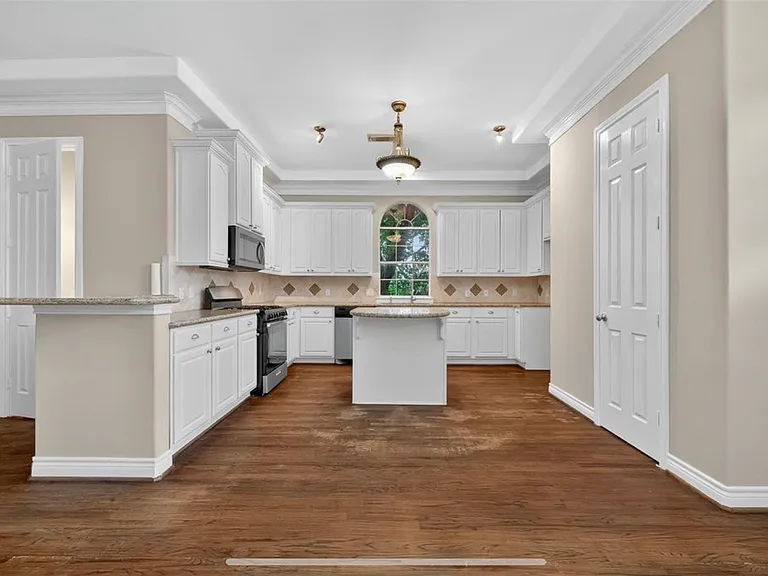 1001 Stanford St — Photo 17