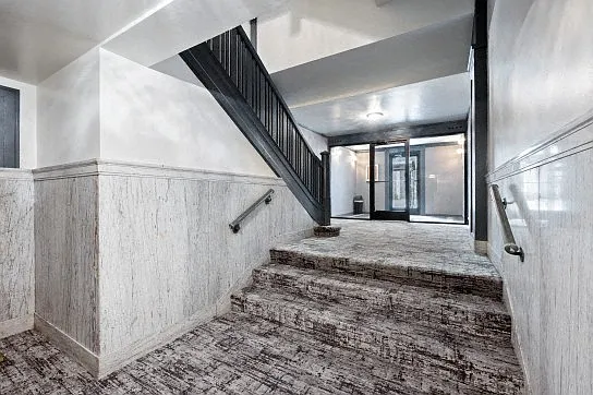 3030 N. Sheridan Road — Photo 5