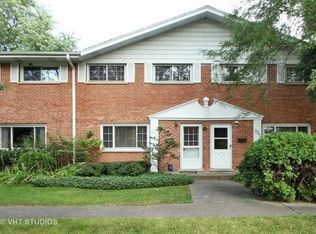 356 Skokie Ct, Wilmette, IL