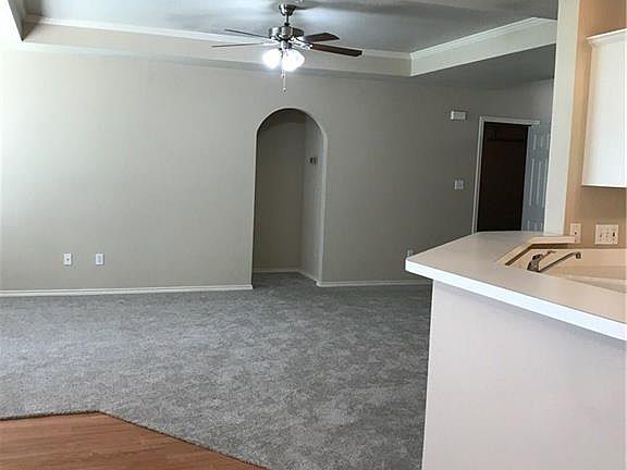 5th image of 1521 Sunflower Ln