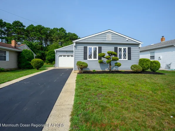 162 Davenport Road, Toms River, NJ 08757