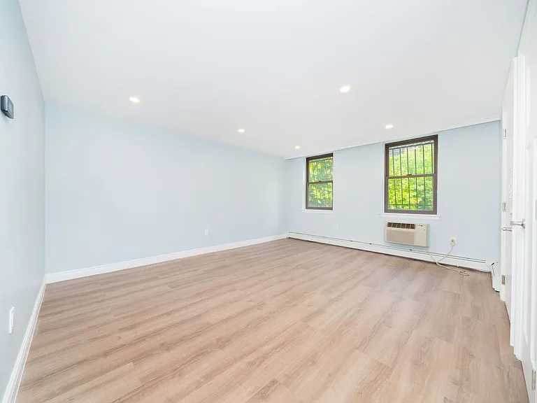 6 E 118th St #2 — Photo 4