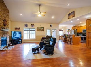 921 Green Meadow Rd, Cookeville, TN 38506