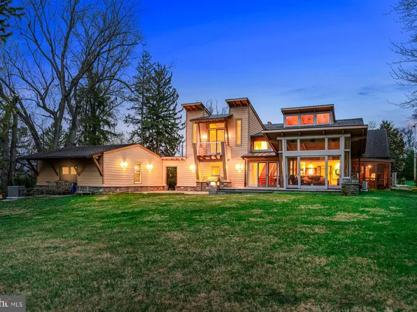 344 Ardmore Ave, Ardmore, PA 19003