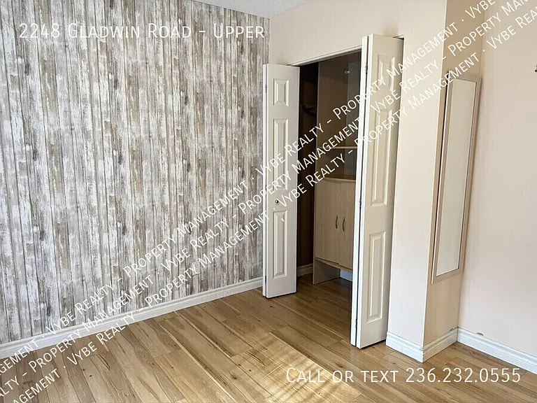 2248 Gladwin Rd #UPPER — Photo 19