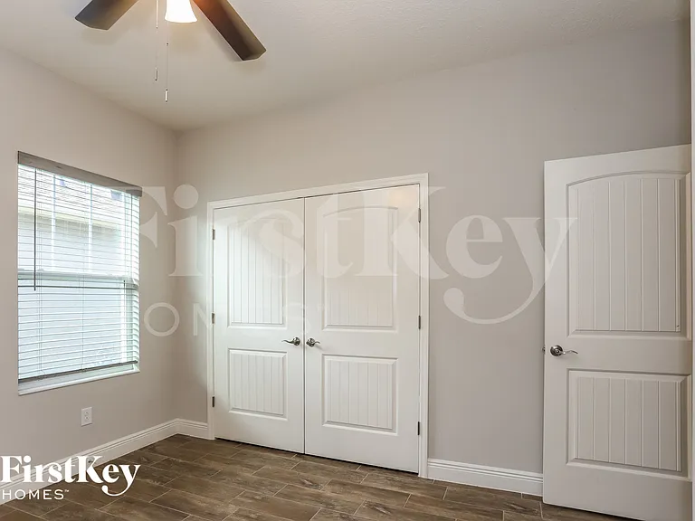 6107 Colmar Pl — Photo 9