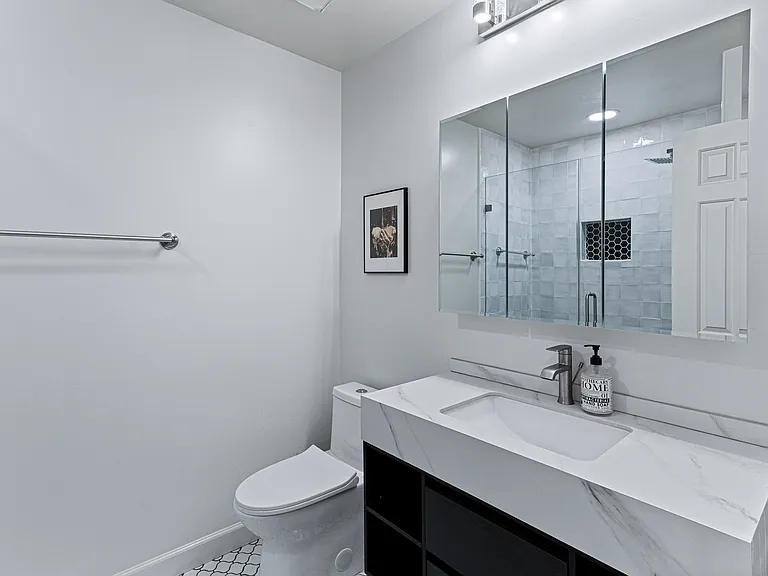 7416 Royal Dominion Dr — Photo 47
