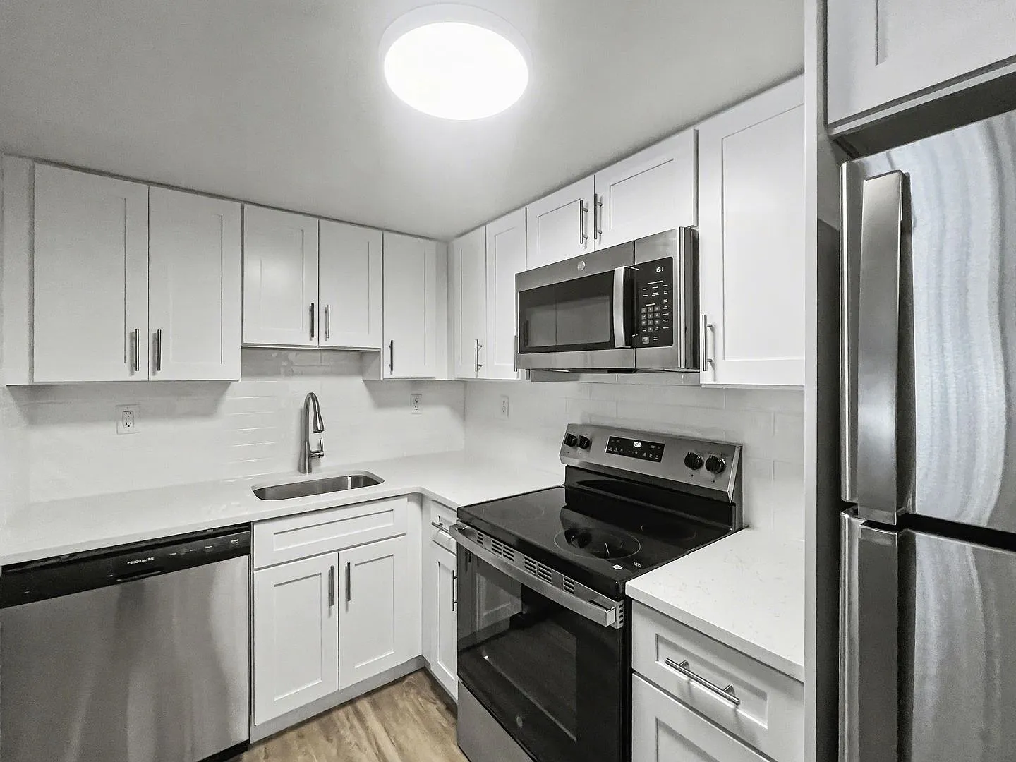 418 Magnolia Street — Photo 3