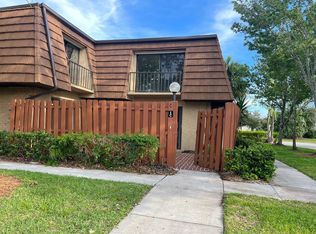 1302 Nebraska Ave APT 1C, Fort Pierce, FL 34950