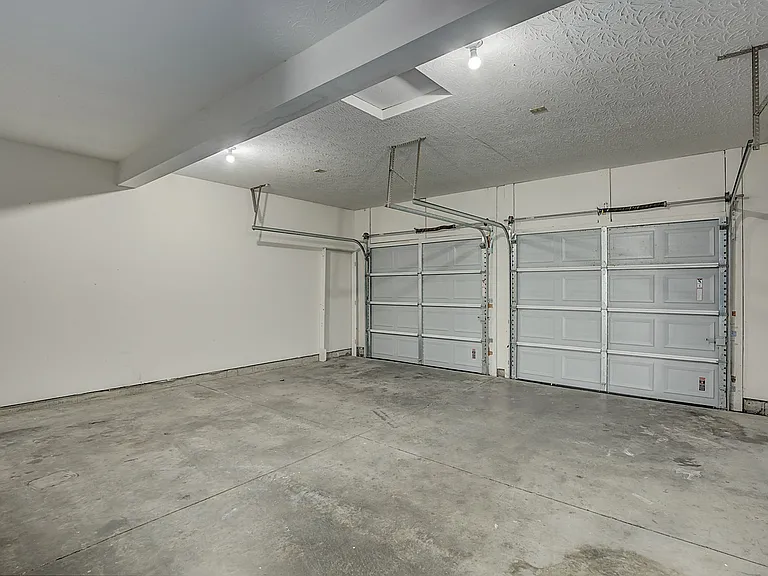 4104 Otter Creek Dr — Photo 12