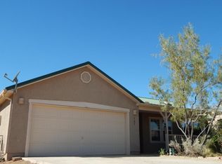 525 9th St NE, Rio Rancho, NM 87124