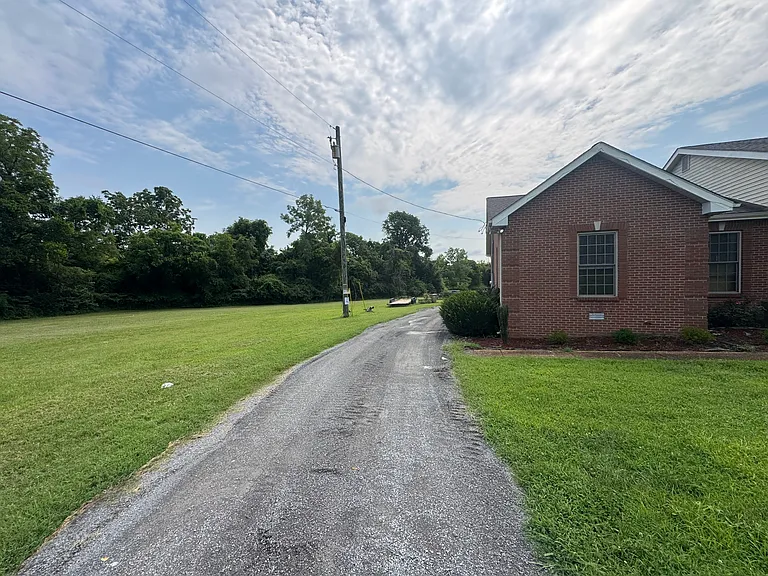 3569 Brick Church Pike — Photo 4