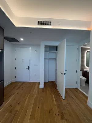 Bedroom, photo 2