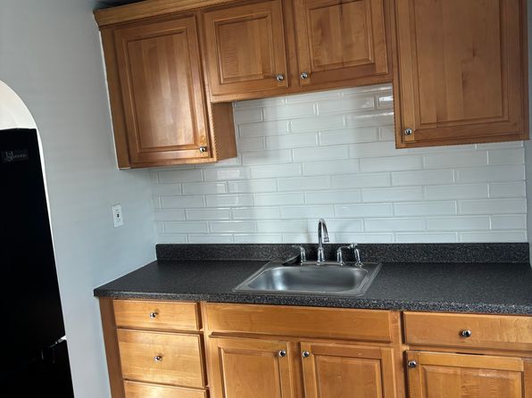 675 Long Ln, Upper Darby, PA 19082 – 2-bedroom rental in Upper Darby