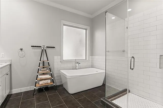 5172 Venus St #5172 — Photo 11