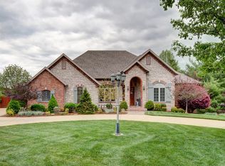 3855 E Pond Apple Dr, Springfield, MO 65809
