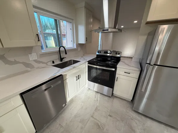 2696 Jones Rd APT 3, Walnut Creek, CA 94597