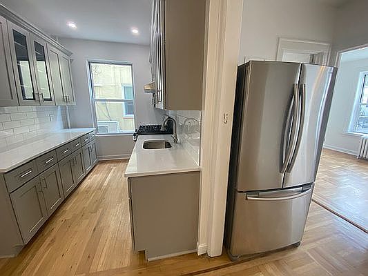 2nd image of 23-34 28th St #2R