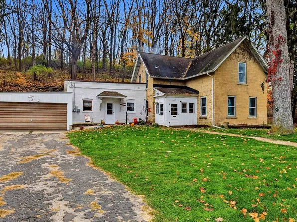 349 Galena St, Darlington, WI 53530