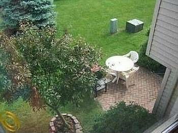 4th image of 24693 Bashian Dr