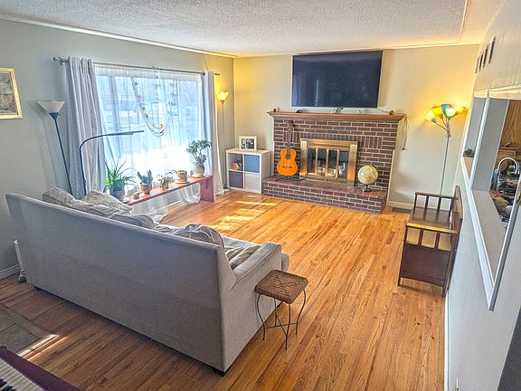 3rd image of 3526 Brady Blvd