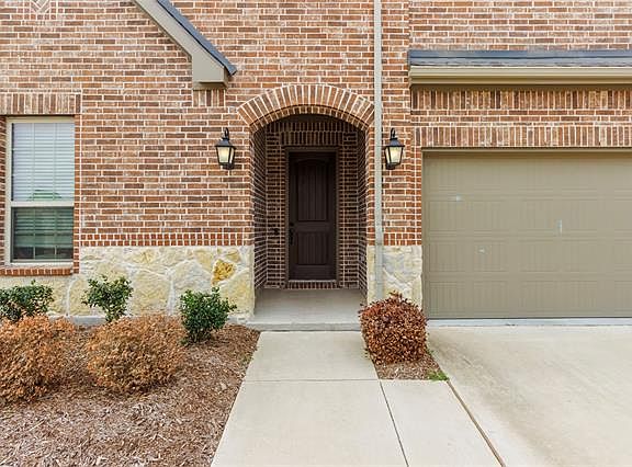 3rd image of 10705 Smithville Pl