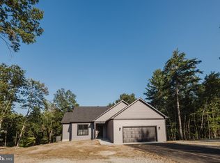 59 Mayapple Ct, Hedgesville, WV 25427