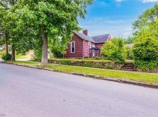 520 N 5th St, Cambridge, OH 43725
